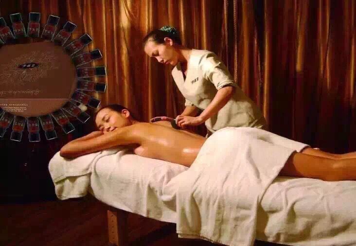 美容院裝修要從哪些方面進(jìn)行呢？_美容院裝修_中小型美容院裝修效果