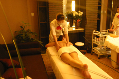 美容院加盟商要怎么管理聘請的員工?