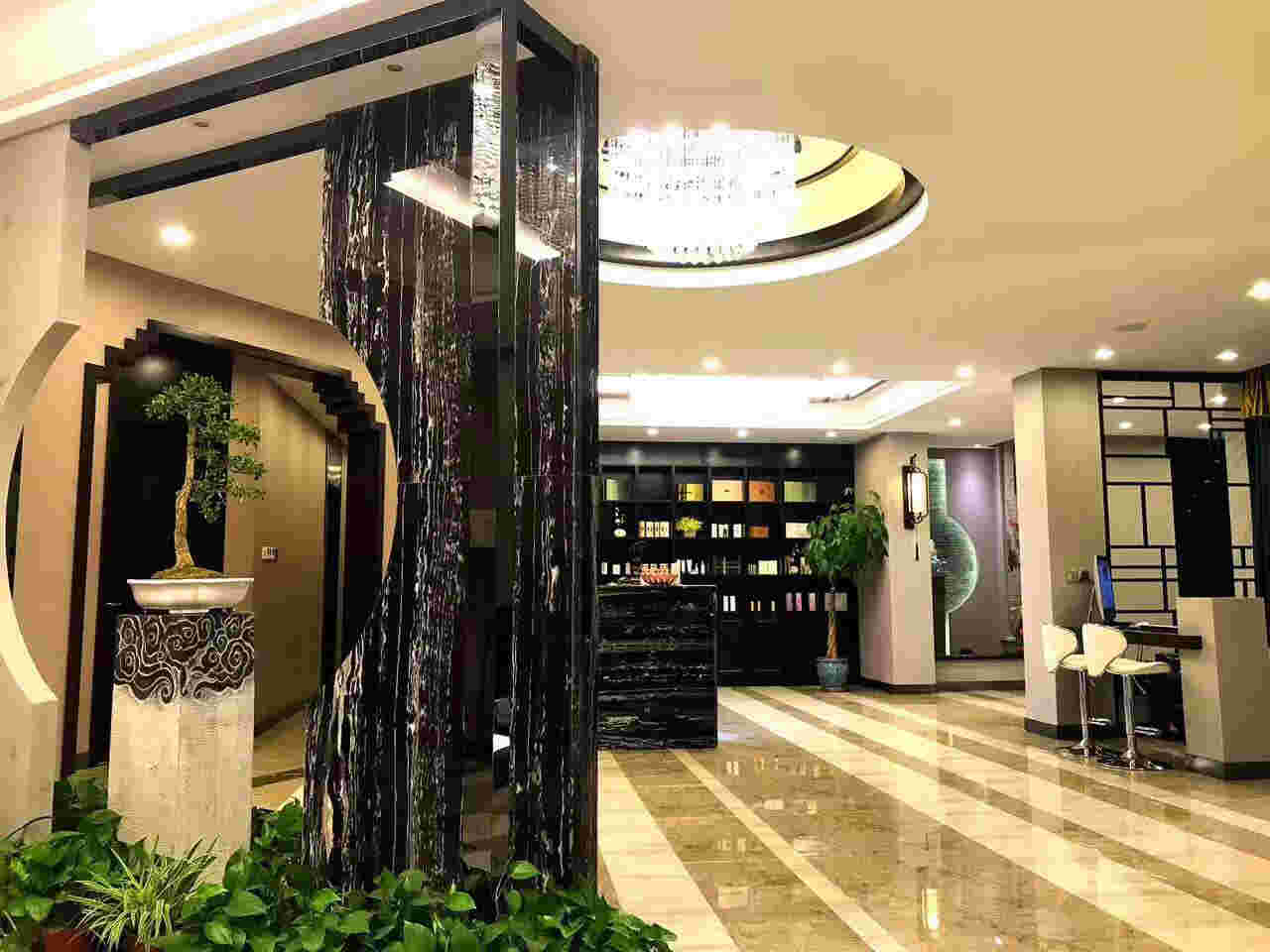 中小型男士美容院加盟賺錢么？