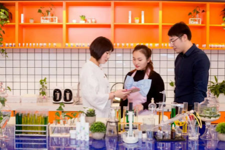 2019年開NEWNEW智能光電美膚館，必須了解美業新趨勢