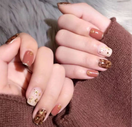 知否，豬年「春節(jié)美甲」不應(yīng)只是“純色簡約”！