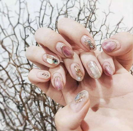 知否，豬年「春節(jié)美甲」不應(yīng)只是“純色簡約”！