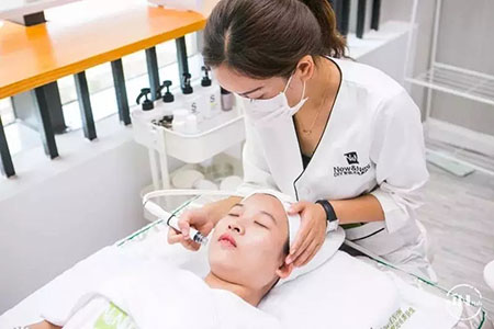 NewNew智能光電美膚館教你打造85、90后的專屬美膚館