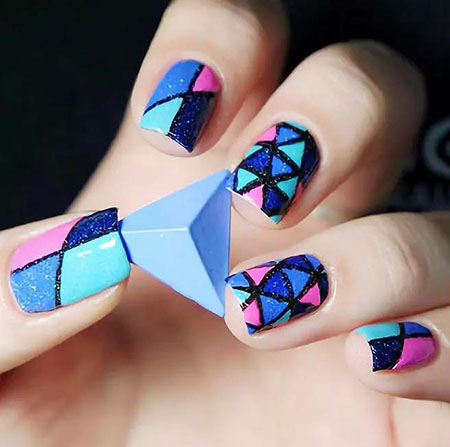 快收藏！TOK幾何風(fēng)美甲，橫豎都是美~