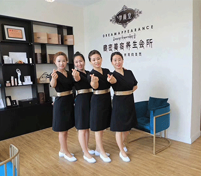 開美容院是自己做好還是加盟好呢