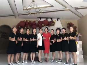 經(jīng)營(yíng)美容院要怎么提升美容師的氣質(zhì)呢？