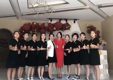 美容院培訓(xùn)是人力資源開(kāi)發(fā)的主要途徑