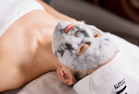 召香Ο?透活面膜——清潔黑科技,一片比洗10次臉都管用