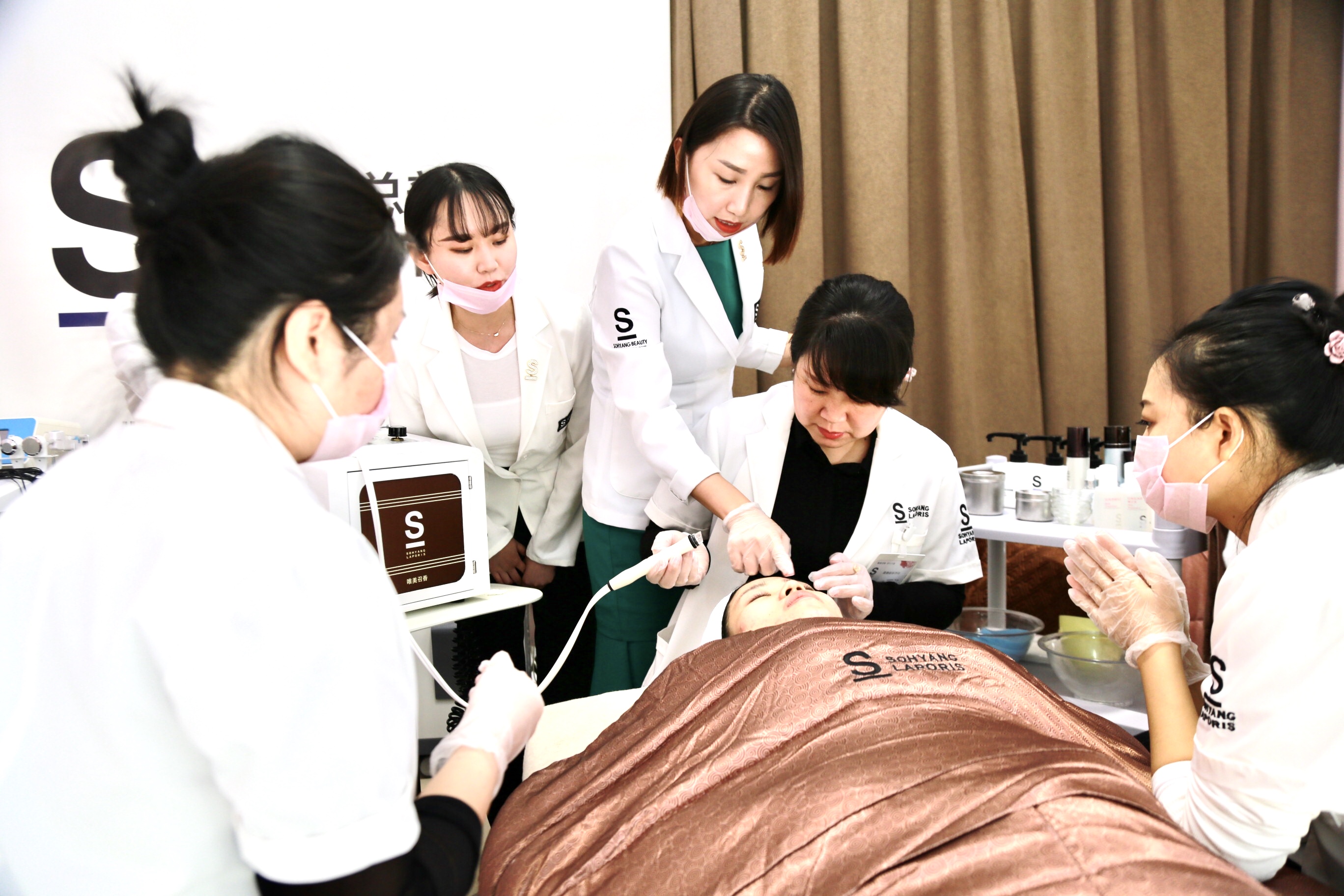 項(xiàng)目缺乏競爭力？美容院門店項(xiàng)目翻新很重要！