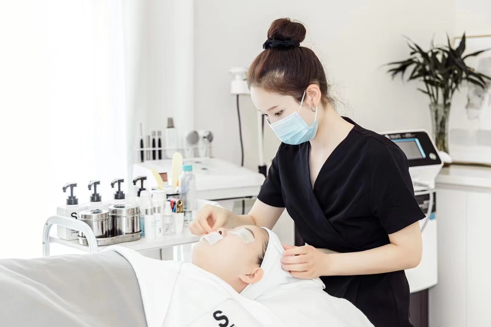 開店案例 | 從月入過萬到幾十萬，她只做了一件事！